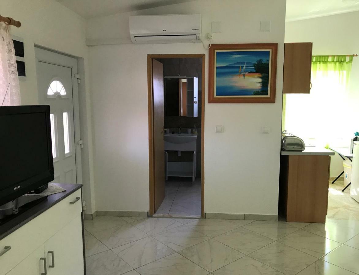 Apartmani Darija Vir Esterno foto